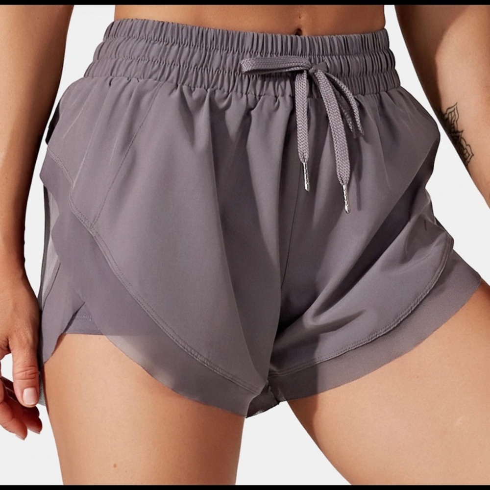 Halara In My Feels Shorts - Brand New - Never Worn